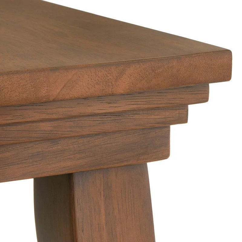 Tavolino d'appoggio in legno massiccio con ripiano inferiore