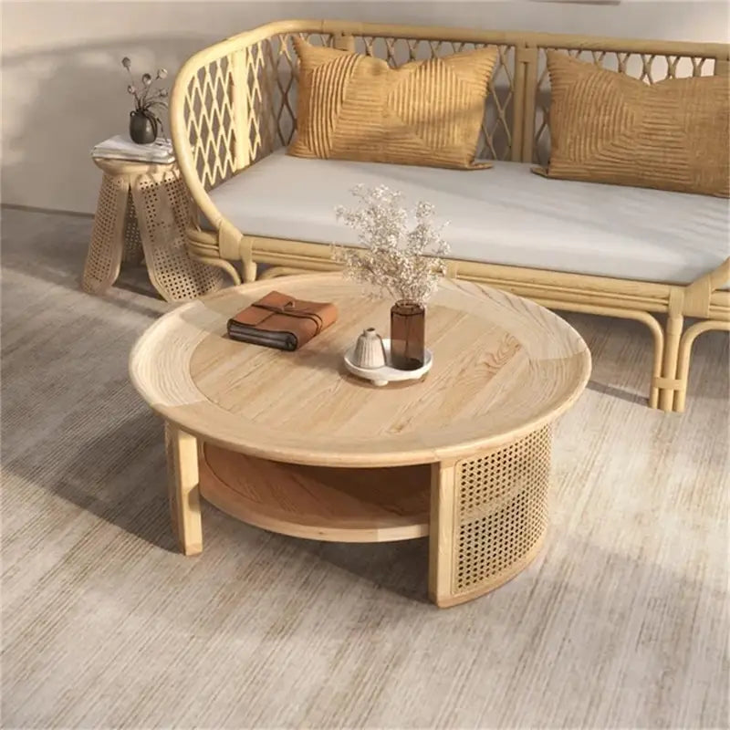 Tavolino da caffè rotondo a 2 ripiani in legno con base in rattan