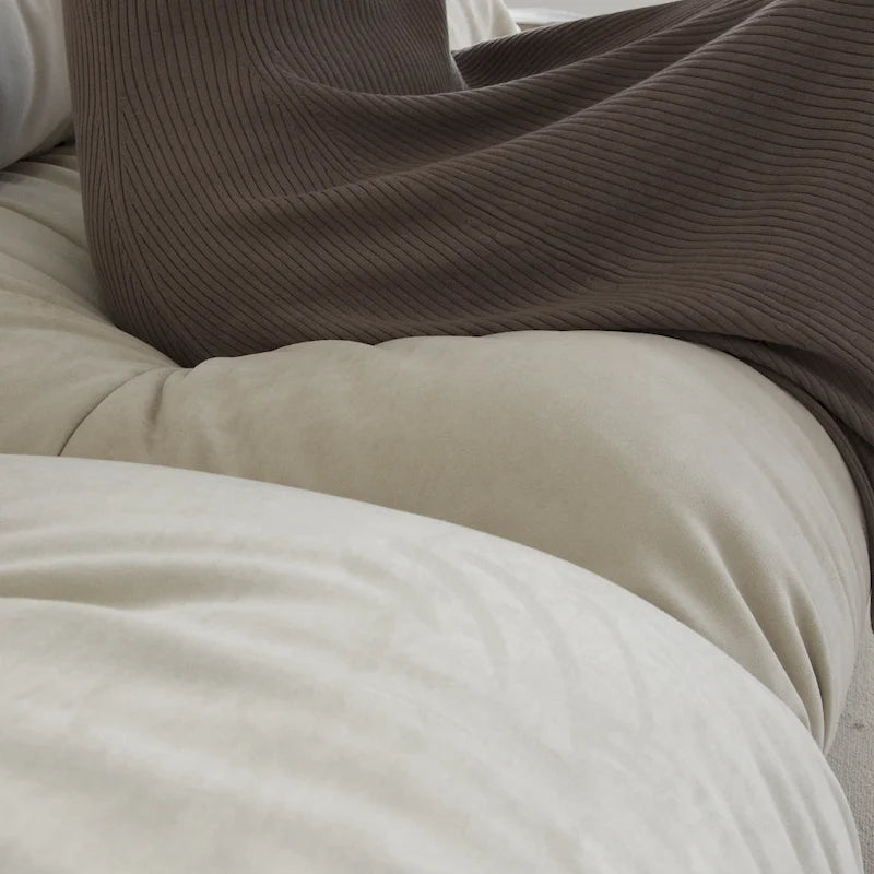 89 Divano Tufted a Forma di Nuvola