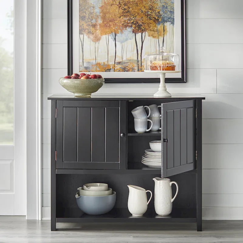 Credenza a 2 ante stile rustico con ripiani interni