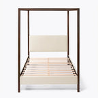 Letto a baldacchino queen size con telaio elegante